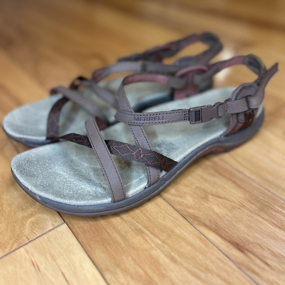 Merrell Women's Brown Strappy Sandals - Picture 12 of 12